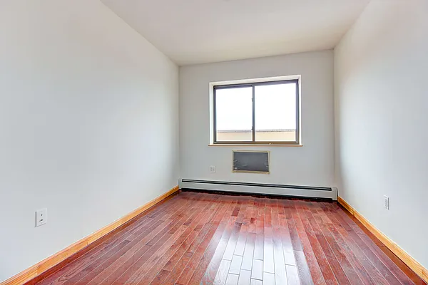 Sold by E House Realty & Management Inc. | media 3