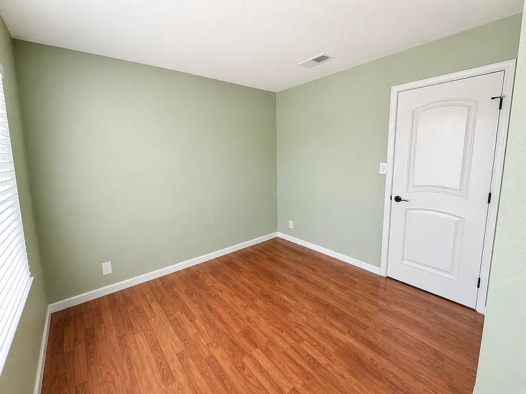 4113 Jamaica Ter — Photo 17