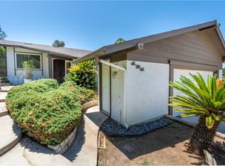 121 Rockhill Rd, Vista, CA 92084