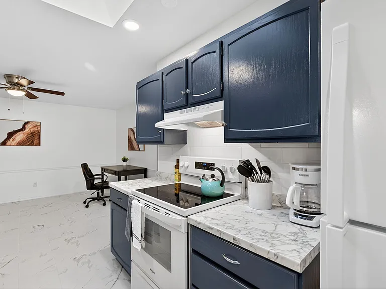840 Gerald Ave — Photo 18