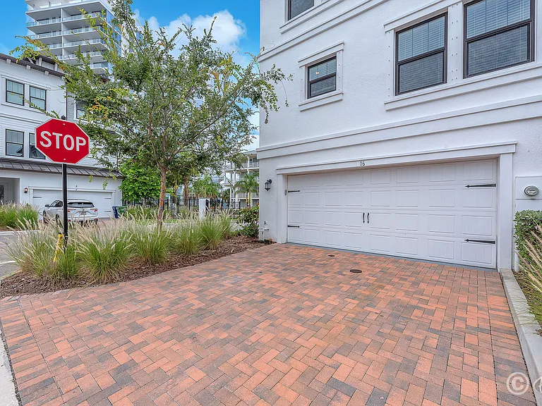 5351 Bridge St #16 — Photo 30