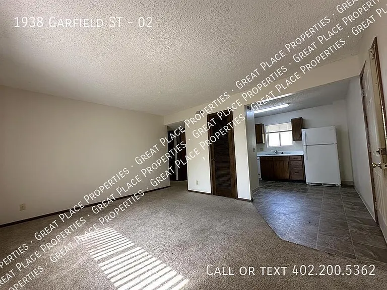 1938 Garfield St #2 — Photo 10