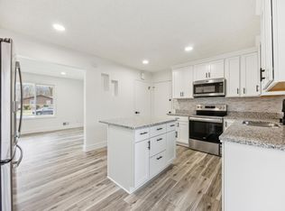 2581 Ardan Ave, Mounds View, MN 55112