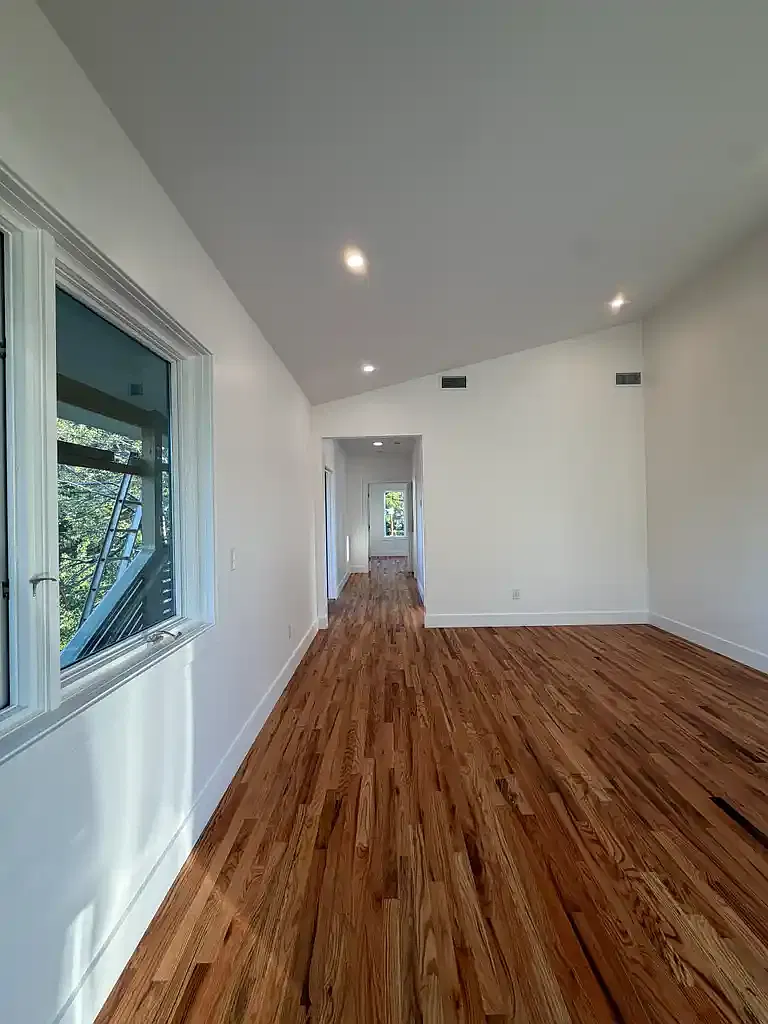 1 bed, 585 sqft, $2,250 — Photo 3