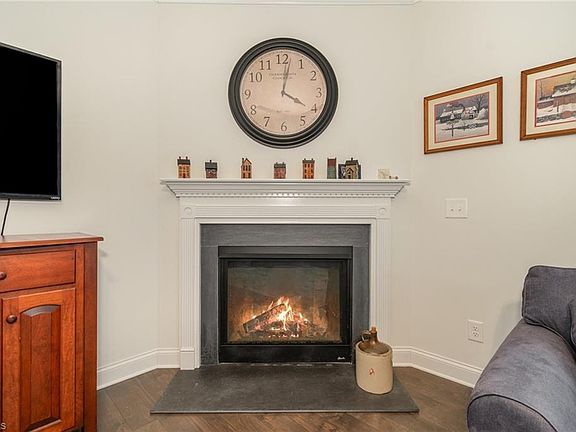 4th image of 8789 Drummond Estates Dr