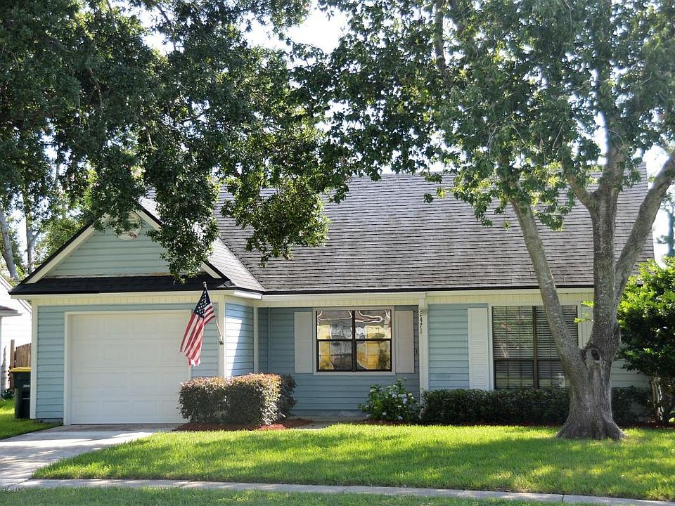 1st image of 2471 Bluffton Dr