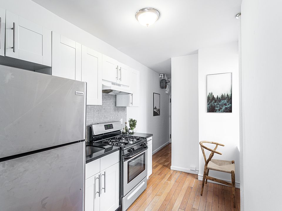 1st image of 207 Madison St APT 15