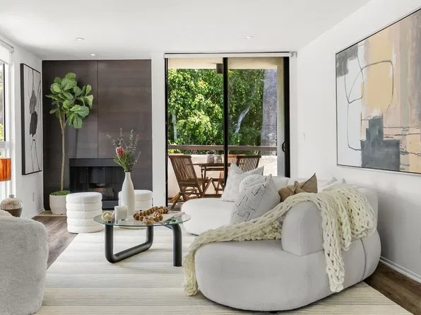 911 N Kings Rd APT 321, West Hollywood, CA 90069