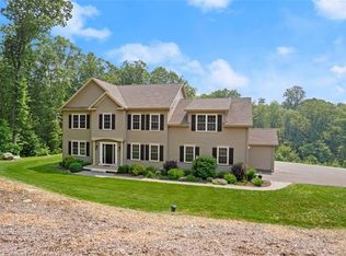 98 Shane Dr, Southbury, CT 06488