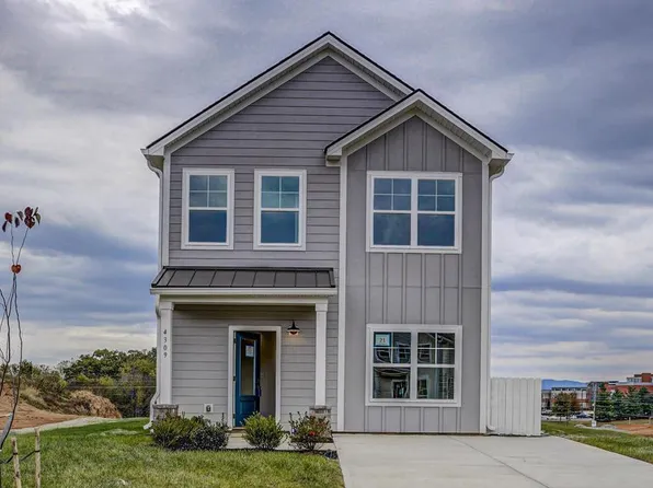 4309 Gambrel Oaks St, Blountville, TN 37617