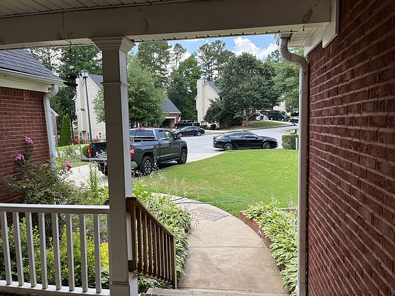 2nd image of 2582 Oak Bluff Dr #1