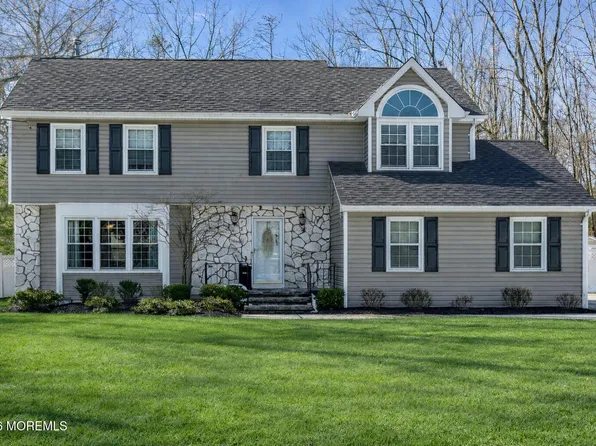 10 Kevin Dale Place, Jackson, NJ 08527