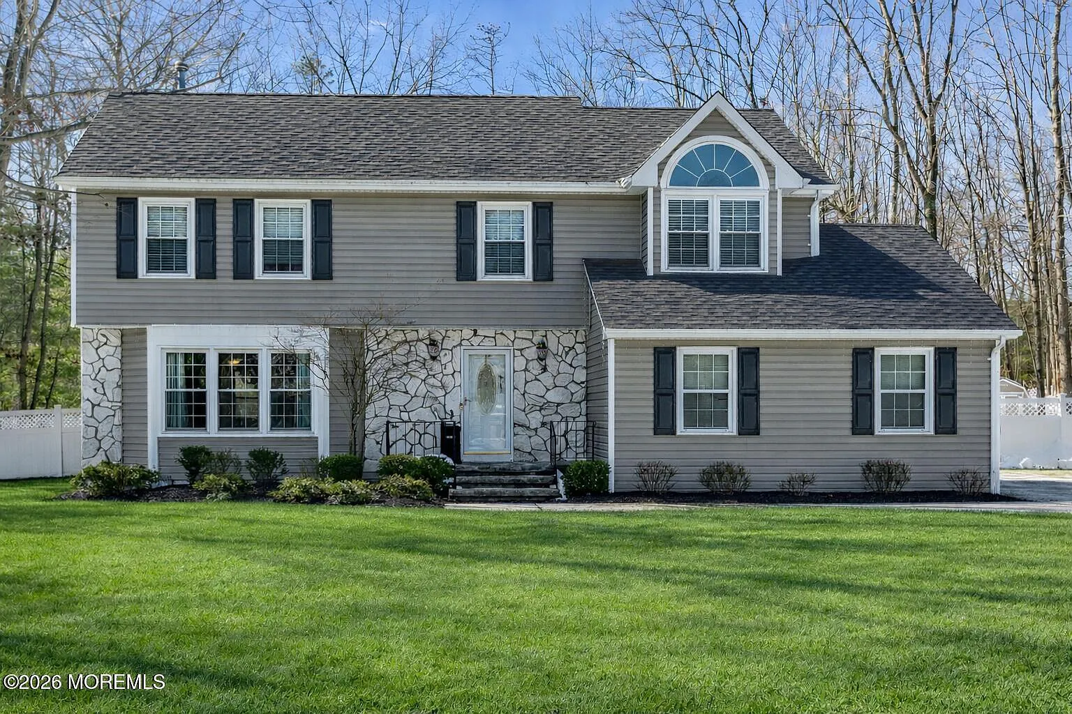 10 Kevin Dale Place photo 1