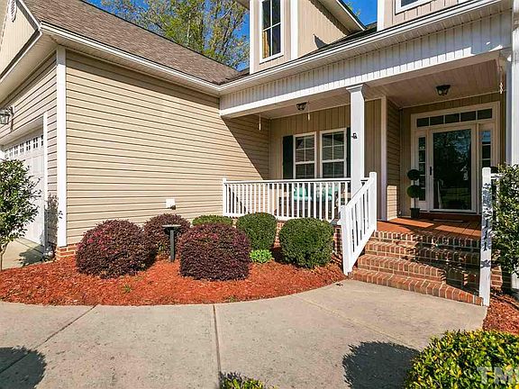 5th image of 111 Millwood Dr