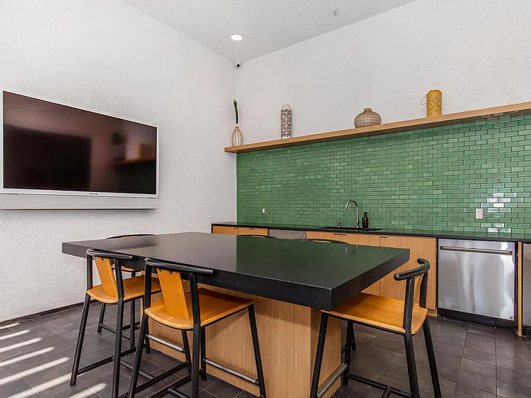 Solamonte Apartments — Photo 8