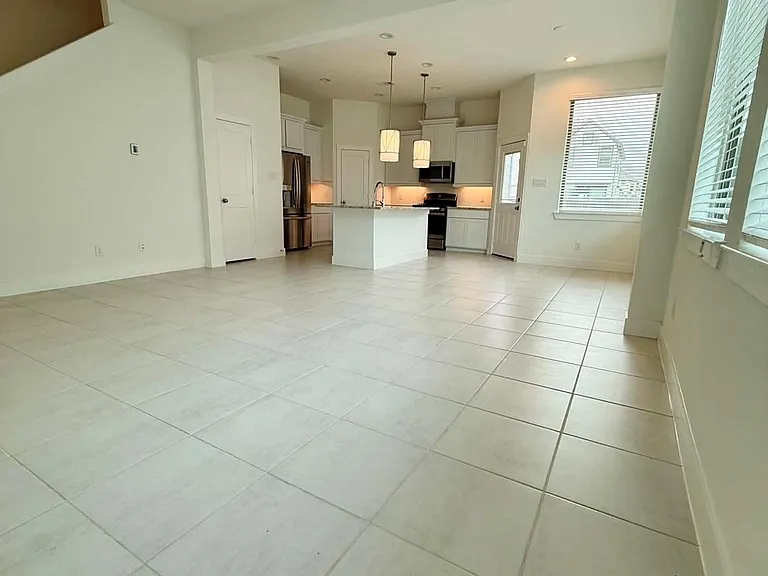 1539 Crystal Stream Dr — Photo 18