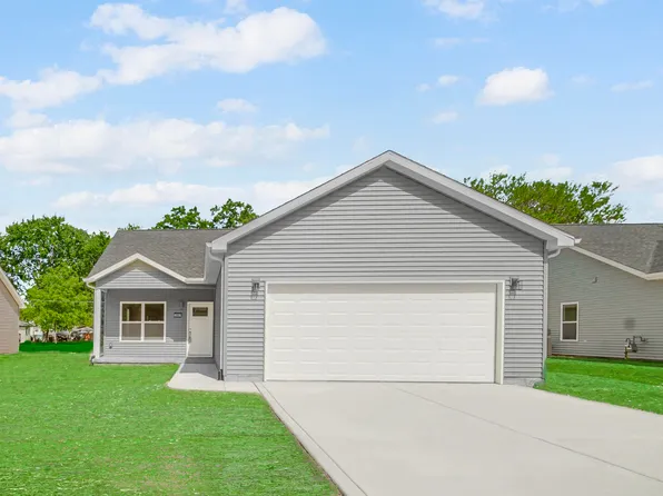 2863 Benton St, Lake Station, IN 46405