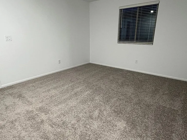 7668 Loftwood Ave — Photo 15