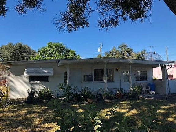 3rd image of 9532 Park Lake Dr N