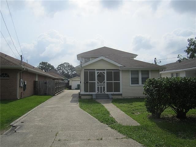 1st image of 807 Avenue G