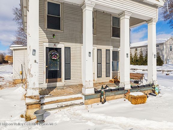 3rd image of 103 Middlefort Road