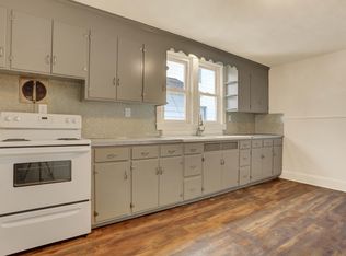 39 Prince St, Littlestown, PA 17340