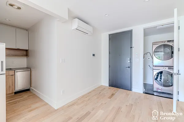 Rented by Brooklyn Group | media 14