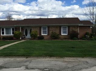 103 Summit Park Cir, Elkview, WV 25071