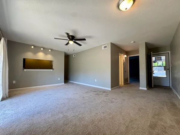 401 Marshall Ct NW Unit 2, Fort Walton Beach, FL 32548