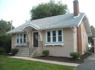 330 E Elm St, Villa Park, IL