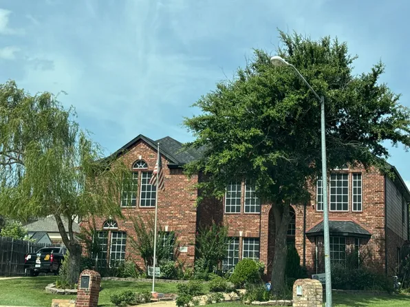 2700 Saint Maria Dr, Mansfield, TX 76063