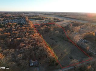 2001 W Oak Grove Rd, Hernando, MS 38632