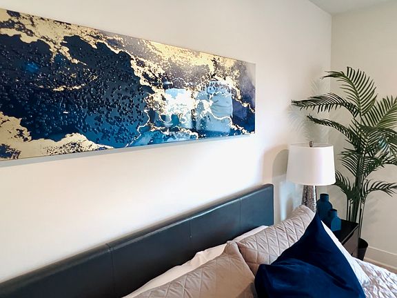 5th image of 10608 Santa Monica Blvd #505