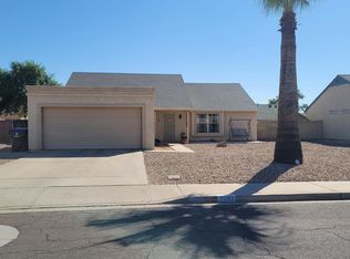 7003 W Laurel Ln, Peoria, AZ 85345