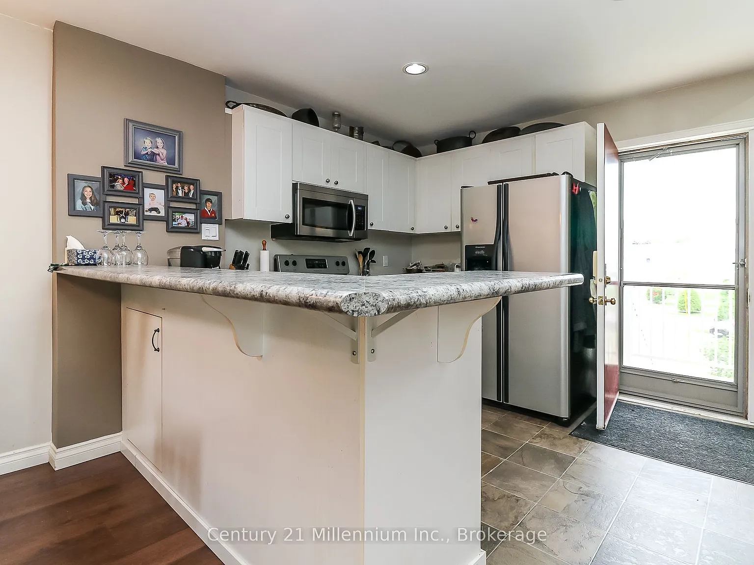 2 bed, $8,000 — Photo 4