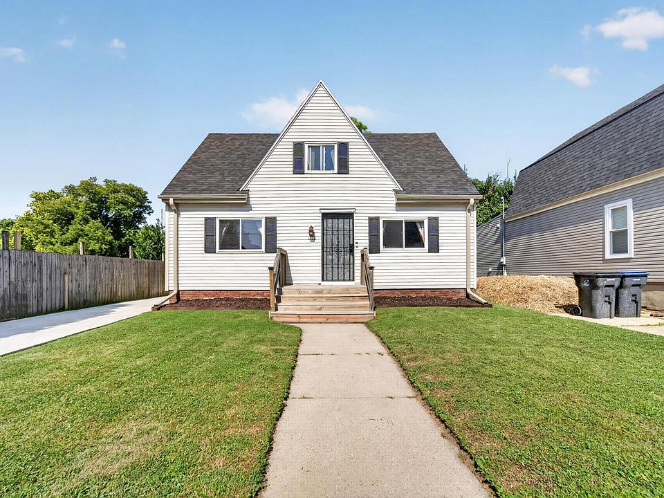 1st image of 3614 Sheridan ROAD