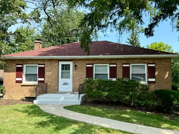 2142 Howard Ave, Downers Grove, IL 60515