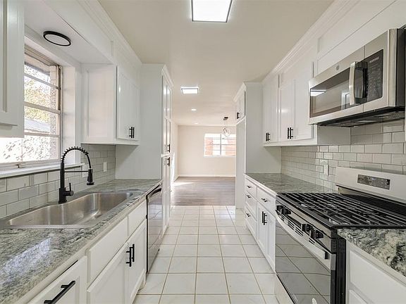 3rd image of 7417 NW 7th St