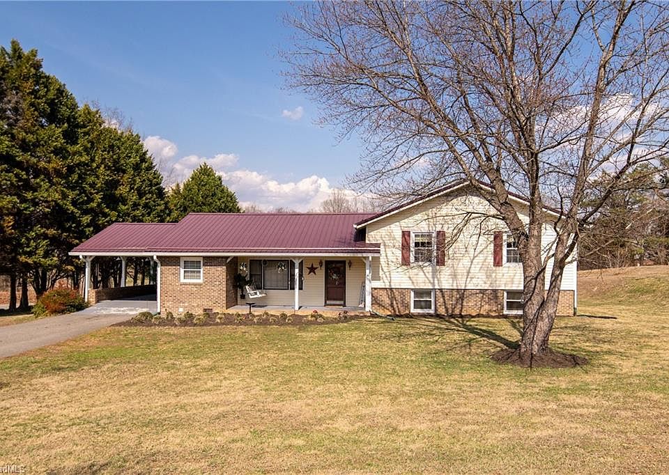 1st image of 2198 S McKinney Rd