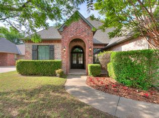 154 Evermay Dr, Edmond, OK 73013