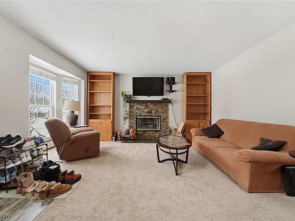 5th image of 15100 Timber Rdg