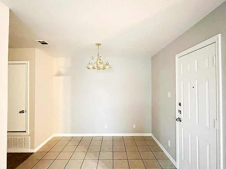 1213 Cinch Dr #A — Photo 6