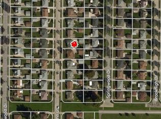 4749 Autumn Ln, Brooklyn, OH