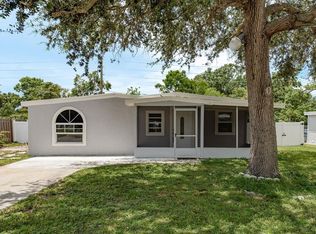 130 Melody Ln, Largo, FL 33771