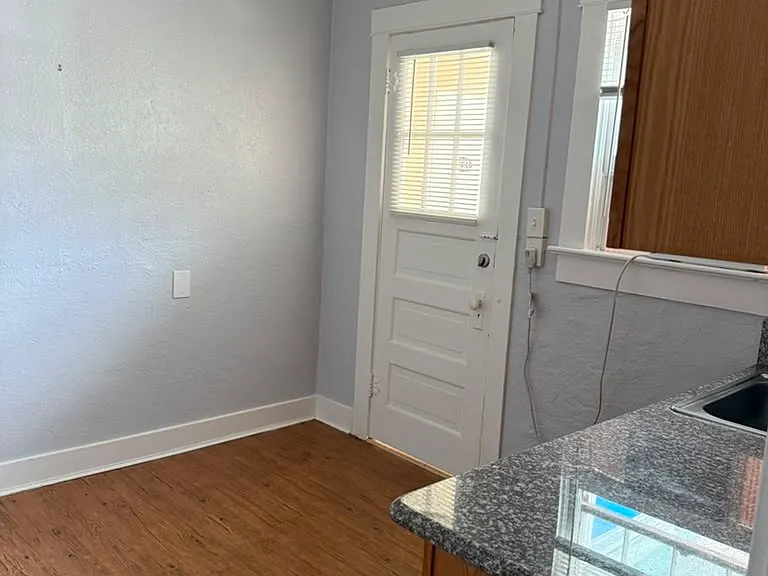 308 Grove St N #205 — Photo 7