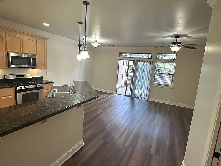 Ridgestone Villas - 870 Mission Sierra — Photo 27