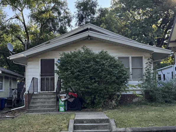 1143 38th St, Des Moines, IA 50311