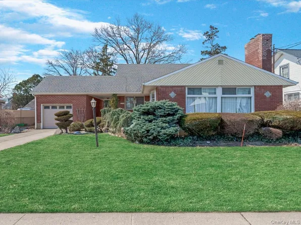 120-44 194th Street, Saint Albans, NY 11412