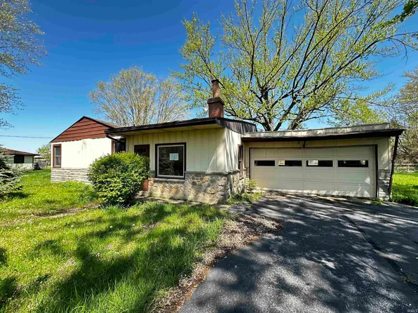 1370 Hanawalt Rd, Monticello, IN 47960