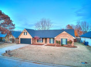 14100 Apache Dr, Edmond, OK 73013